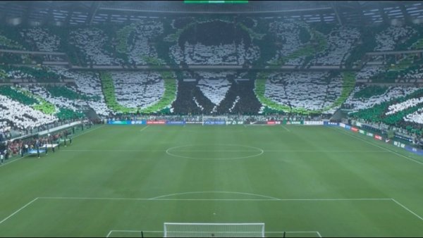 京媒谈工体主场作战  震撼tifo：“八臂哪吒城”正是北京城旧时的别称