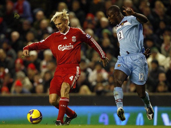 海皮亚:仍难理解05欧冠总决赛 发生什么 曾想回利物浦但药厂不放人 海皮亚:仍难理解05欧冠总决赛 发生什么 曾想回利物浦但药厂不放人