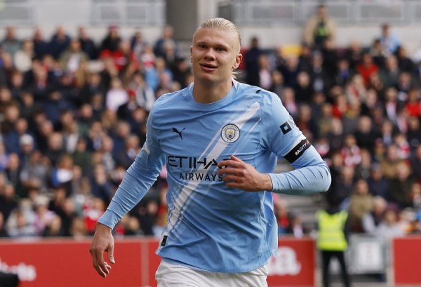 曼晚曼城球员评分:哈兰德等多人8分,格瓦迪奥尔、多库6分 曼晚曼城球员评分:哈兰德等多人8分,格瓦迪奥尔、多库6分