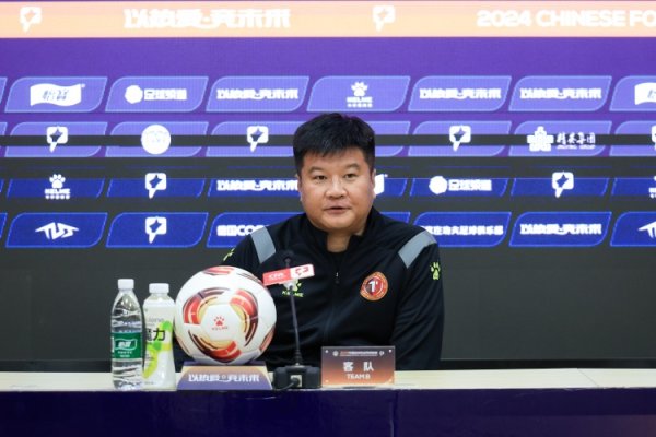 差1分冲超!李金羽:大家冲超意愿很强烈,期待重振辽宁古代足球 雄风 差1分冲超!李金羽:大家冲超意愿很强烈,期待重振辽宁古代足球 雄风