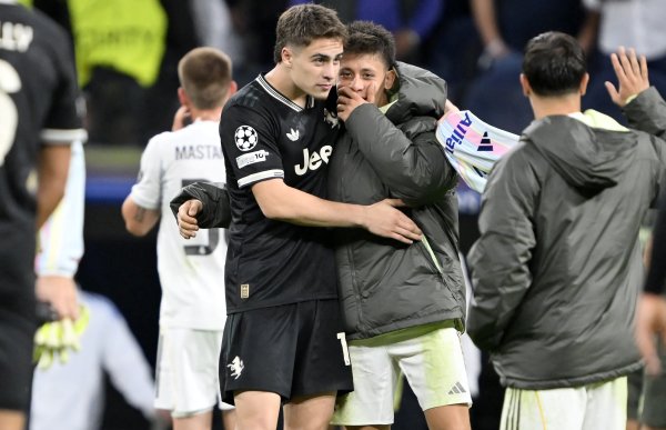 20岁身价7500万!米体:皇马想天价砸伊尔迪兹,尤文将用顶薪留他 20岁身价7500万!米体:皇马想天价砸伊尔迪兹,尤文将用顶薪留他