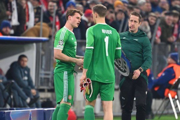 乌尔比希:击败科隆是我的首要任务 没资格评论诺伊尔是否会续约 乌尔比希:击败科隆是我的首要任务 没资格评论诺伊尔是否会续约