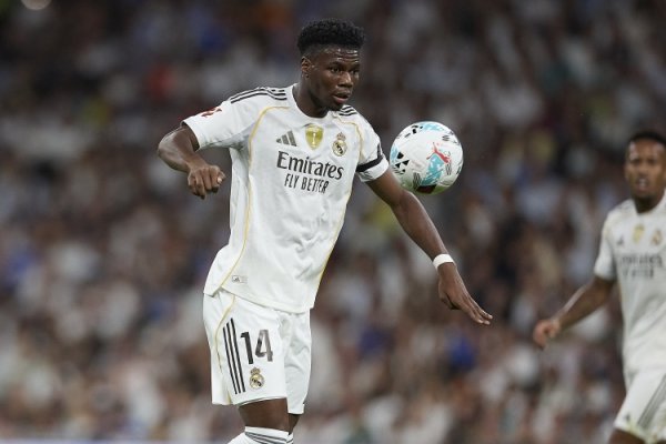 每体:琼阿梅尼负伤 后阿隆索寻找中场球员替代方案,三名球员成为候选 每体:琼阿梅尼负伤 后阿隆索寻找中场球员替代方案,三名球员成为候选