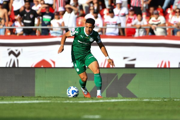 表现出色！阿斯：罗克希望进巴西队世界杯赛  名单，未来或回欧洲射门