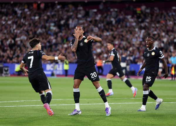 若昂-佩德罗迎生涯英超百场里程碑之战,此前99场25球13助 若昂-佩德罗迎生涯英超百场里程碑之战,此前99场25球13助