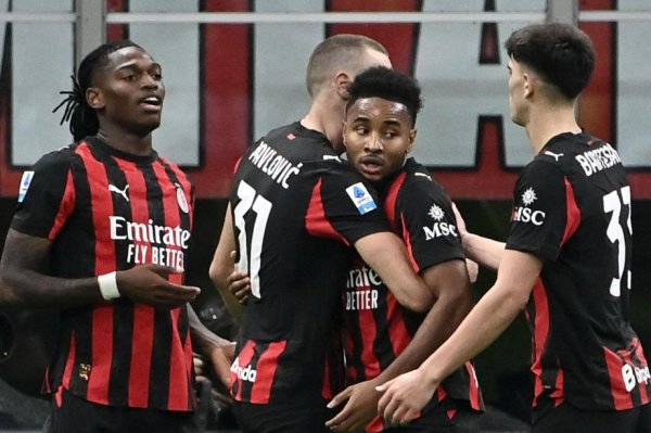 意甲-帕夫洛维奇建功迪巴拉失点 AC米兰1-0胜罗马