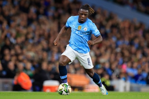 全场最佳!多库本场对峙 成功、危险区域 触球、过人等多项数据队内居首 全场最佳!多库本场对峙 成功、危险区域 触球、过人等多项数据队内居首