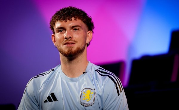 邮报:1-1战平桑德兰后埃梅里批评了维拉全队,除了埃利奥特 邮报:1-1战平桑德兰后埃梅里批评了维拉全队,除了埃利奥特