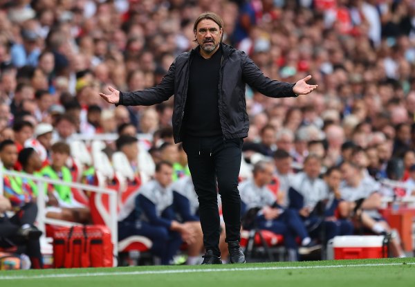 利兹联仅高出降级区1分,法尔克被认为是目前英超最可能下课主帅 利兹联仅高出降级区1分,法尔克被认为是目前英超最可能下课主帅