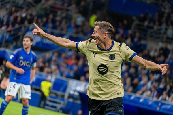 德天空:莱万并没有考虑冬窗离开巴萨,也不打算明夏退役 德天空:莱万并没有考虑冬窗离开巴萨,也不打算明夏退役